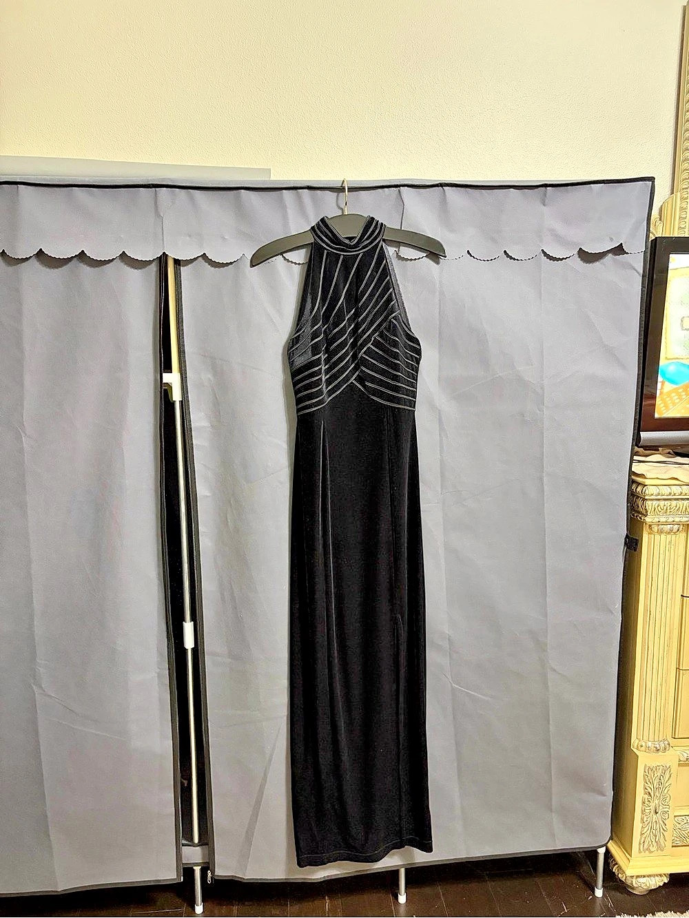 Hugo Buscati Collection Black Geometric Maxi Dress Size 2